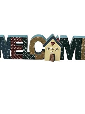 WELCOME Wooden Home Sign - Multicolor